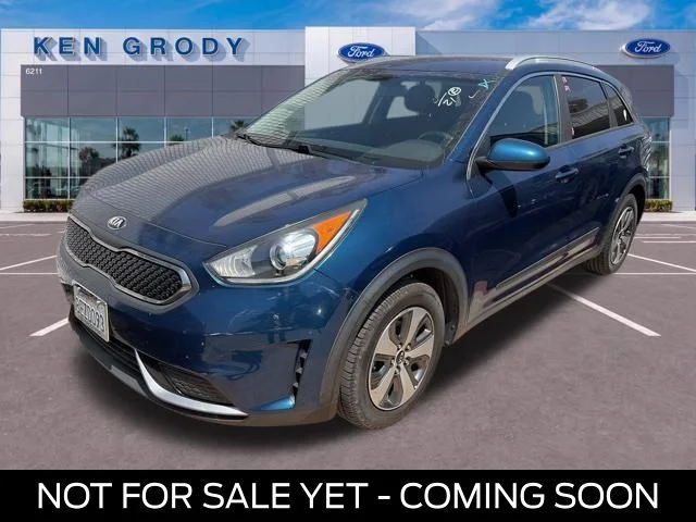 Used 2018 Blue Kia LX image 1