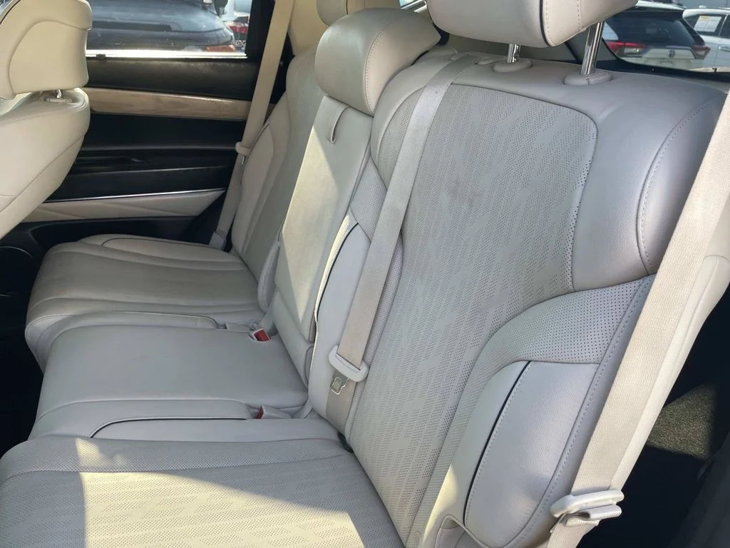 Used 2021 Gray Genesis 2.5T image 13