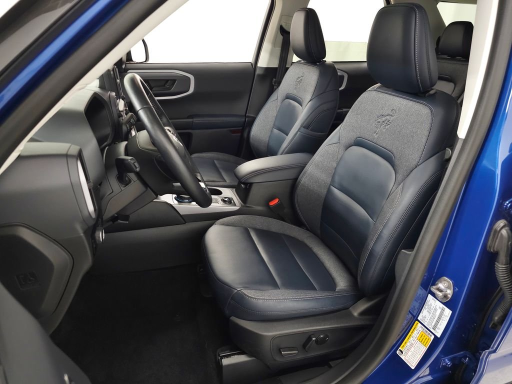 Used 2023 Blue Metallic Ford Outer Banks image 17