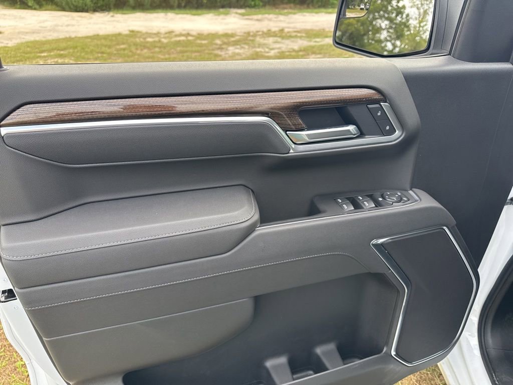 2026 Chevrolet Silverado 1500 LT - Photo 9