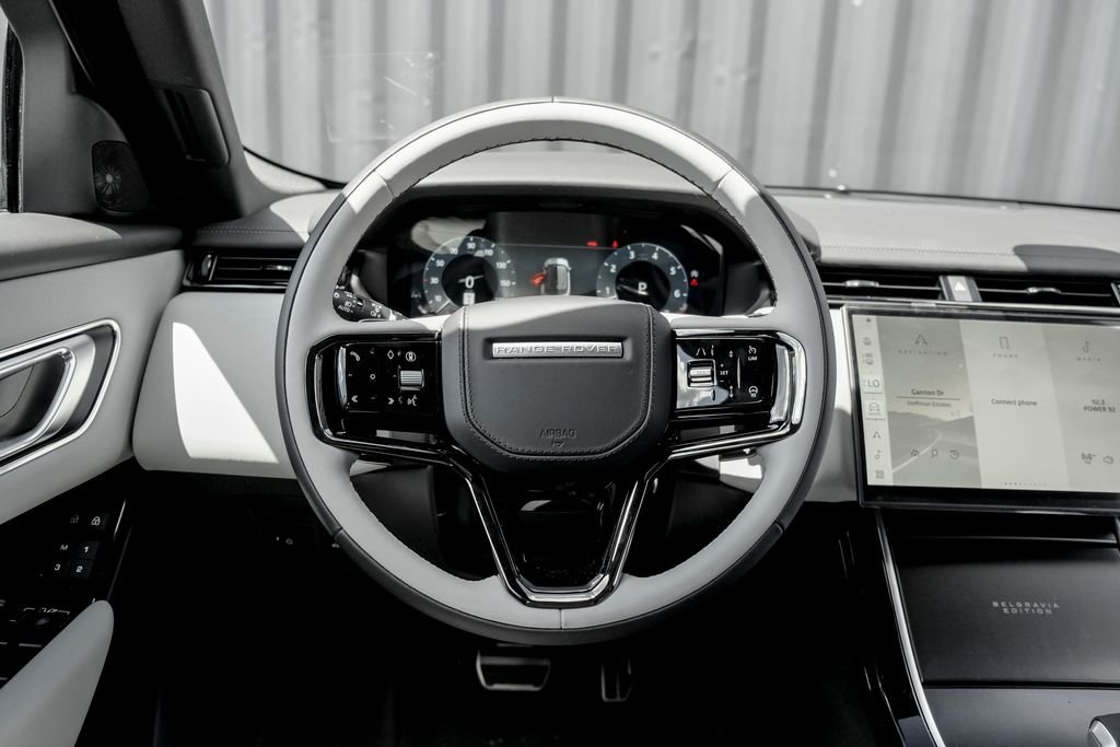 New 2026 Fuji White Land Rover P250 Base image 18