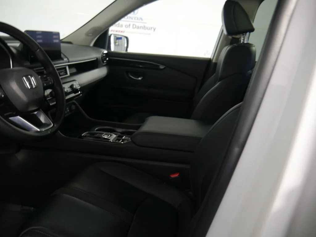 2023 Honda Pilot Touring - Photo 15