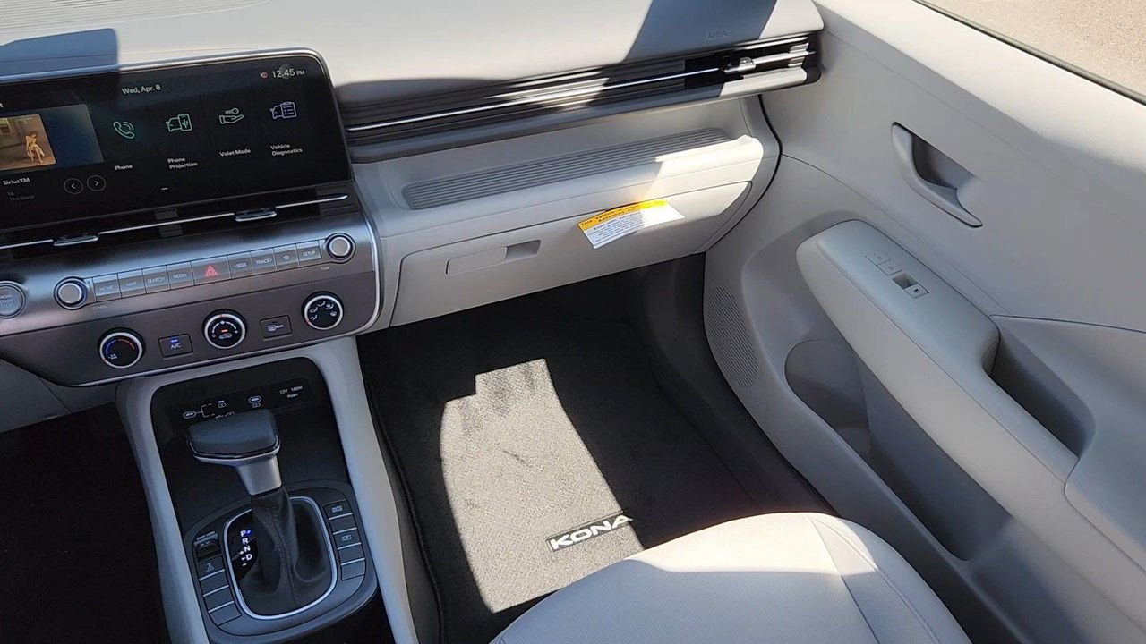 2026 Hyundai Kona SE - Photo 6
