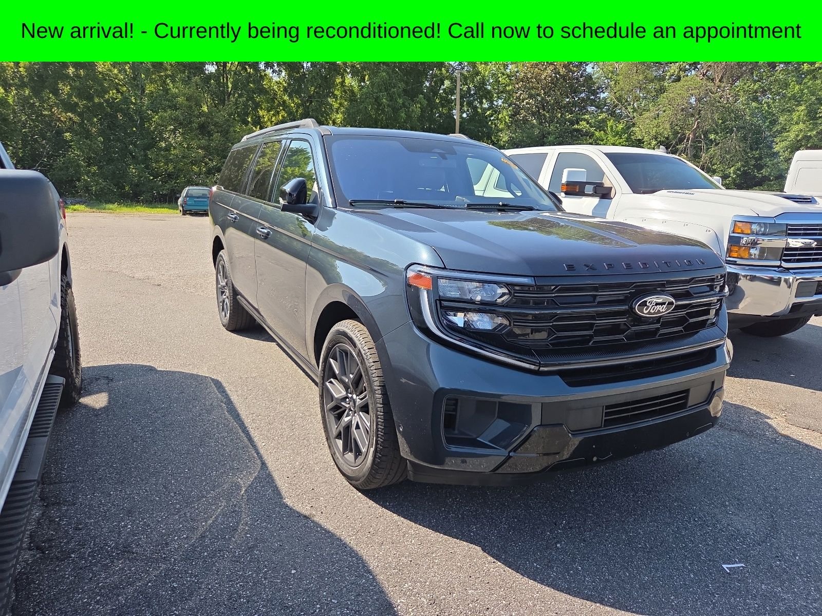 Used 2025 Blue Metallic Ford Platinum image 2