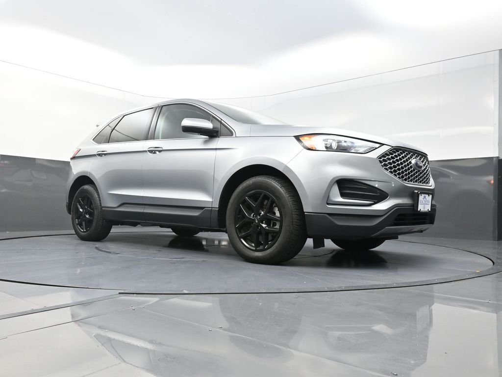 2023 Ford Edge SEL - Photo 23