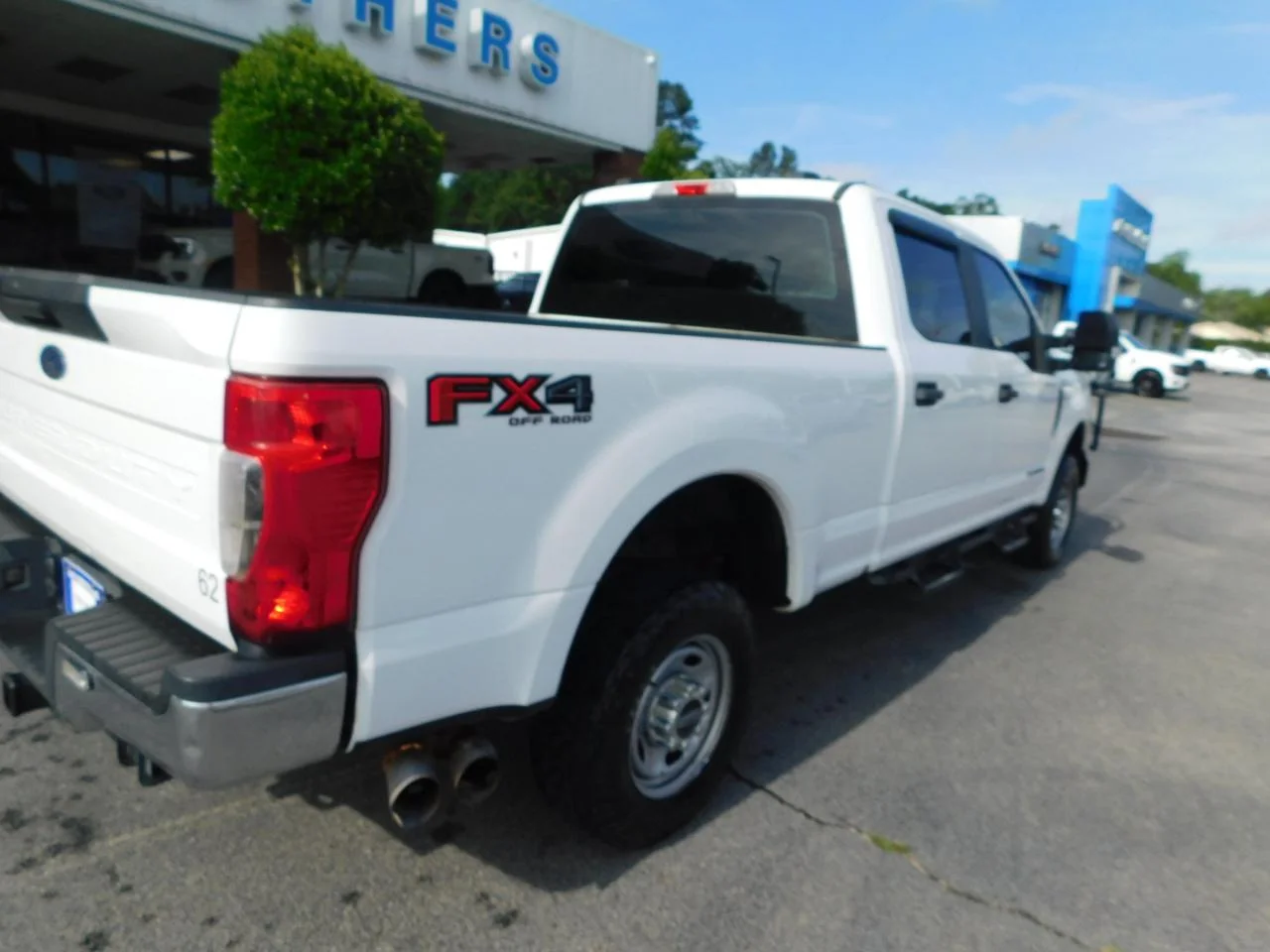 Used 2020 White Ford XL 4WD Crew Cab 6.75 ft Box image 9