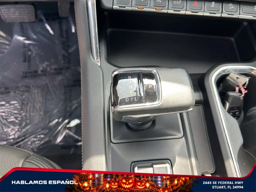 Used 2024 Sterling Metallic GMC Denali image 26