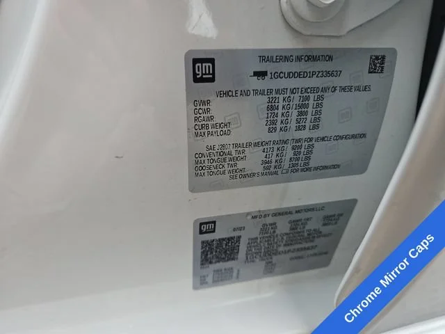 Used 2023 Summit White Chevrolet LT image 29