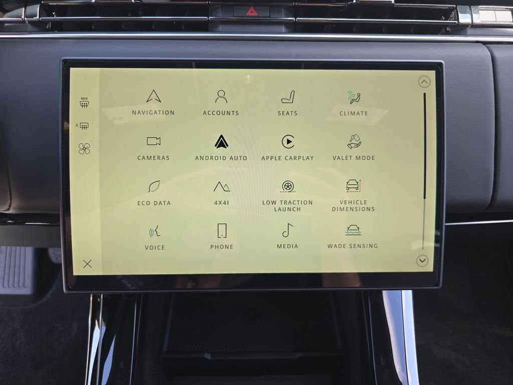 New 2026 Santorini Black Land Rover SE image 22