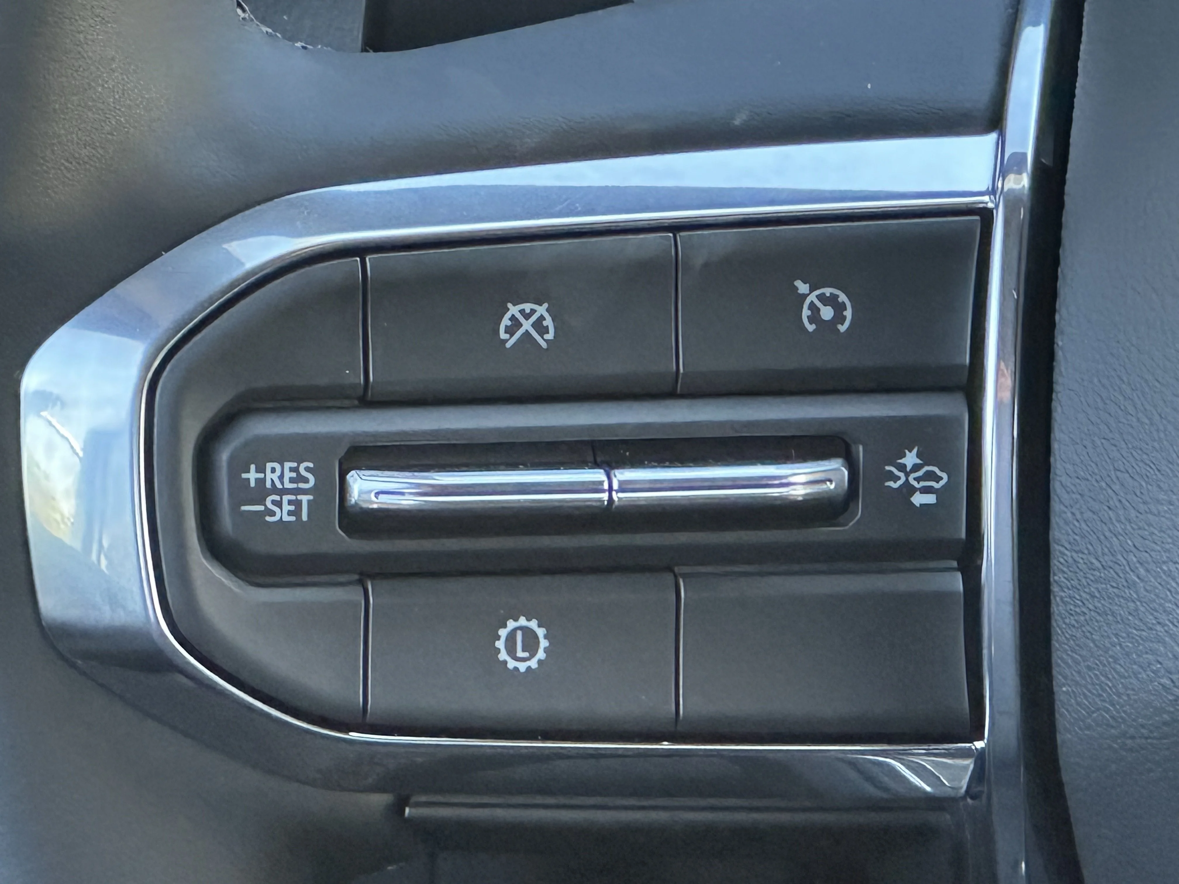 New 2026 Glacier White Tricoat GMC Denali image 12