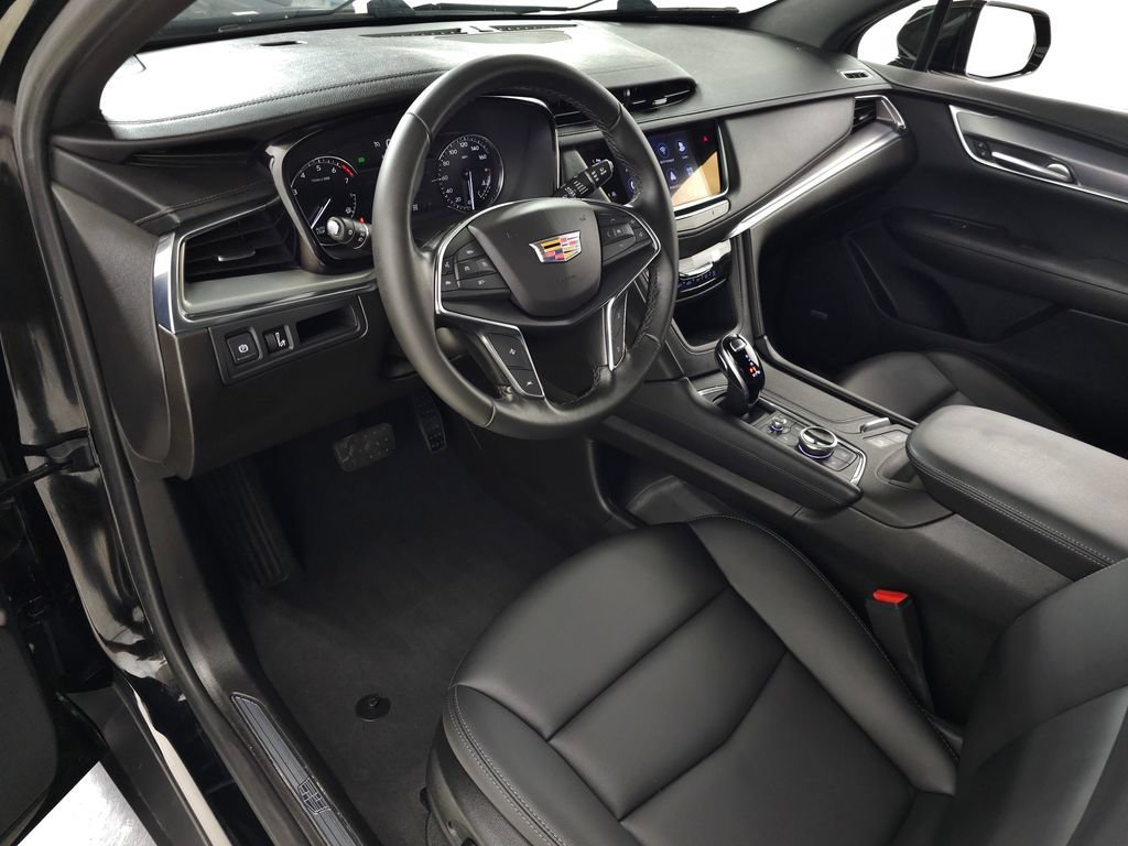 Used 2023 Stellar Black Metallic Cadillac Luxury image 16