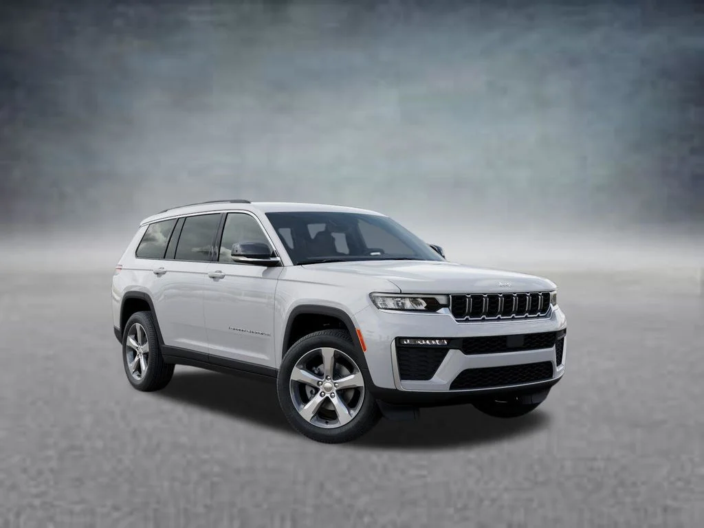 New 2026 Bright White Clear-Coat Exterior Paint Jeep Limited image 5