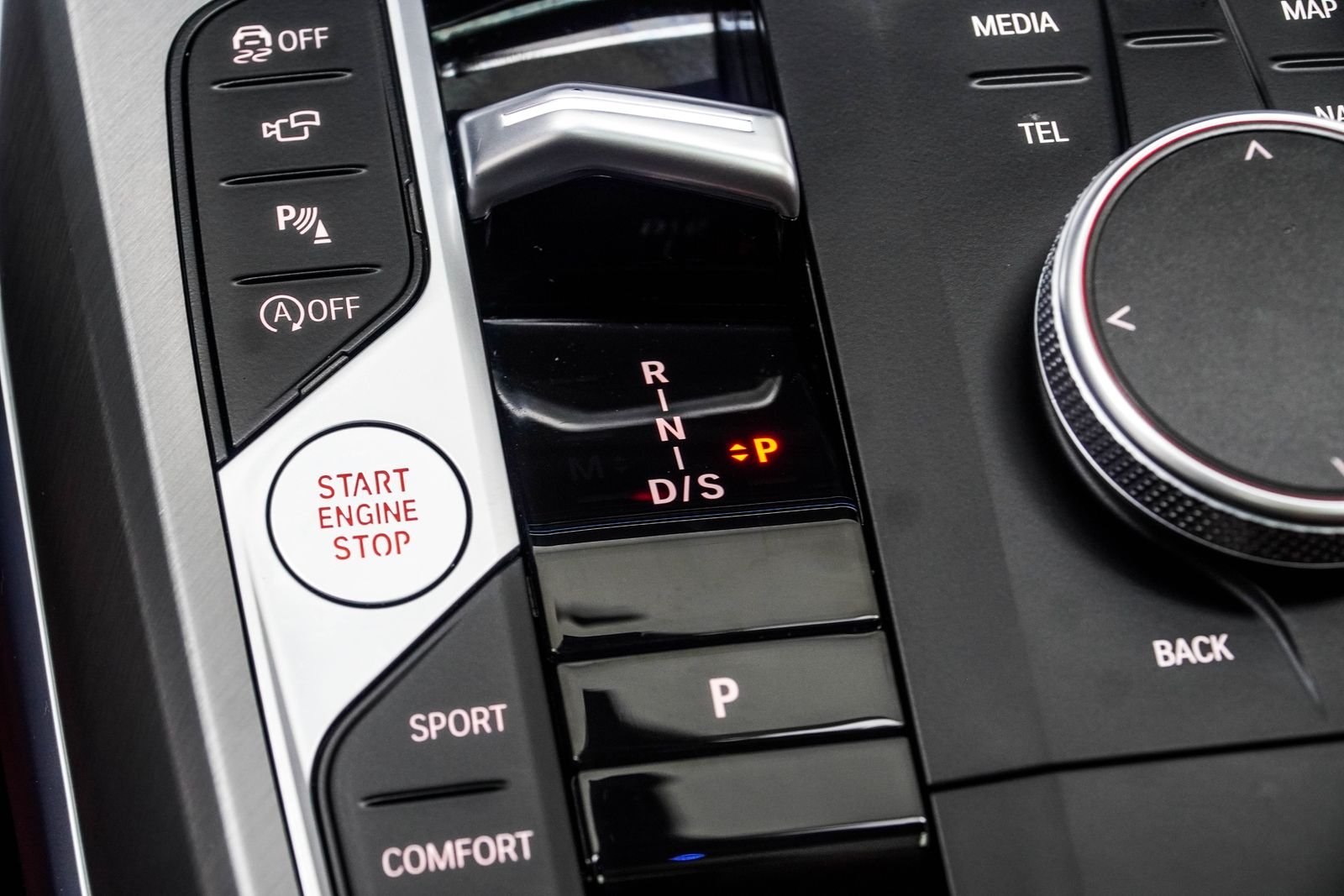 Used 2026 White BMW M440i xDrive image 21