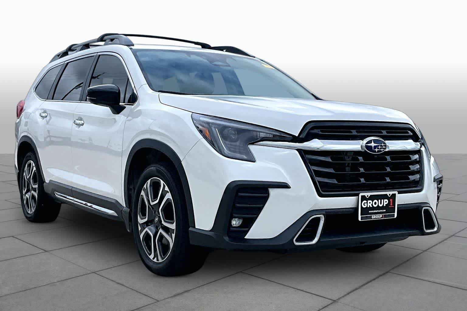 Used 2025 Crystal White Pearl Subaru Touring image 3