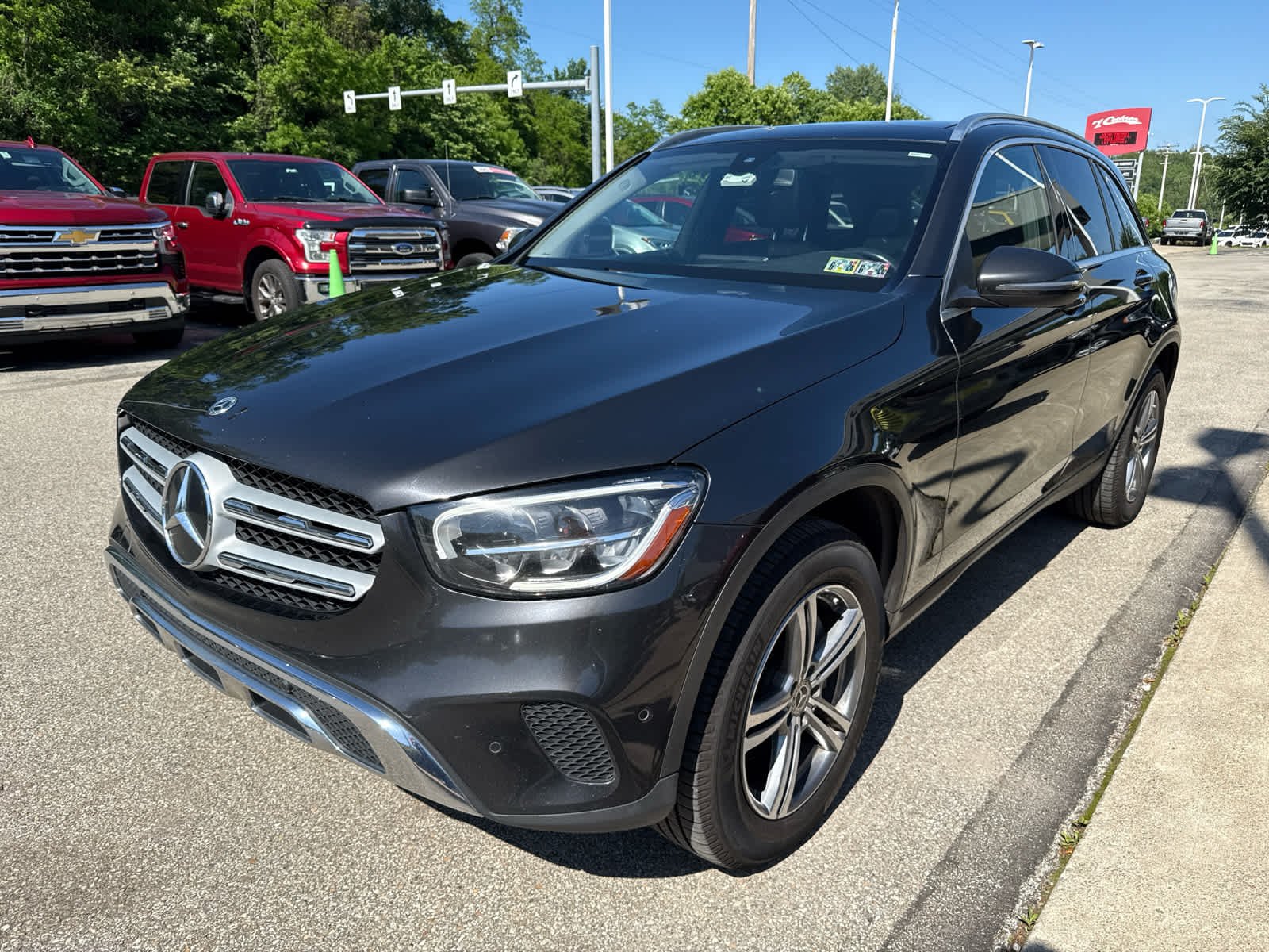 Used 2021 Gray Mercedes-Benz GLC 300 image 3