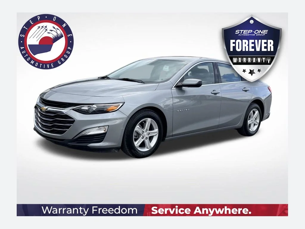 Used 2025 Gray Chevrolet LT image 1