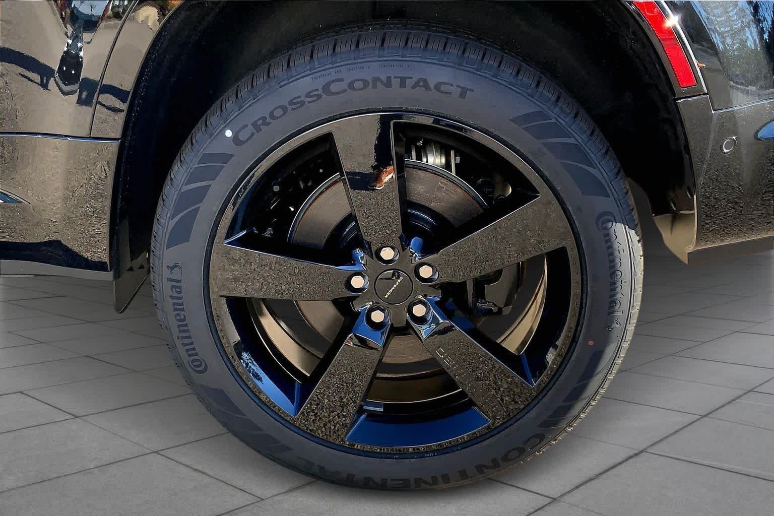 2026 Land Rover Defender V8 - Photo 16