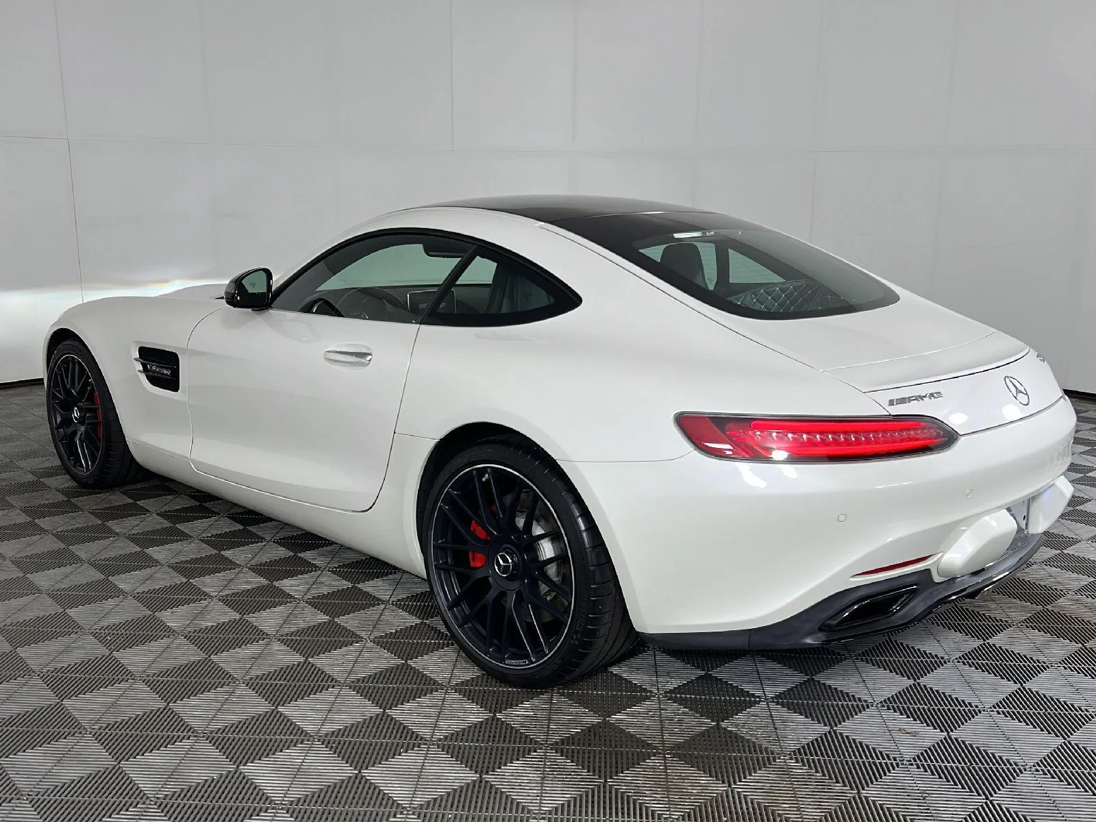 Used 2016 Diamond White Mercedes-Benz S image 37