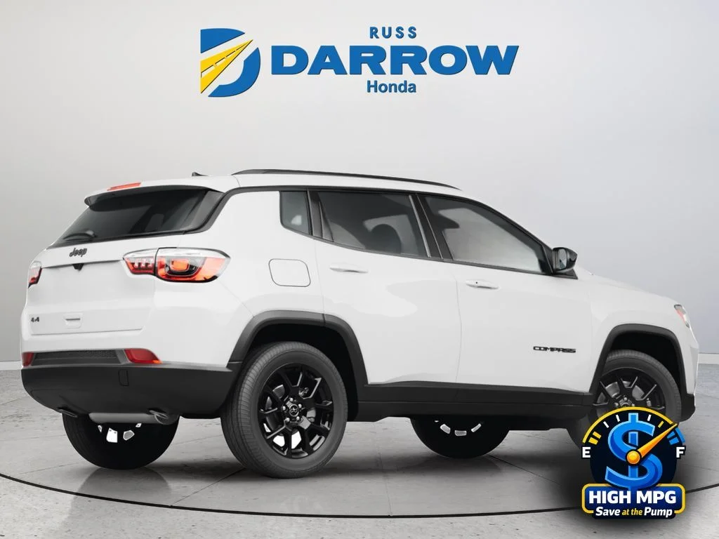 Used 2025 White Jeep Limited image 5