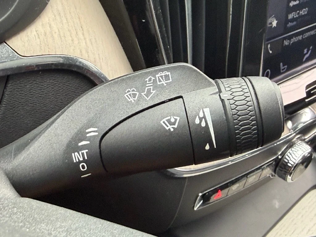 Used 2020 Black Volvo T6 Inscription image 31