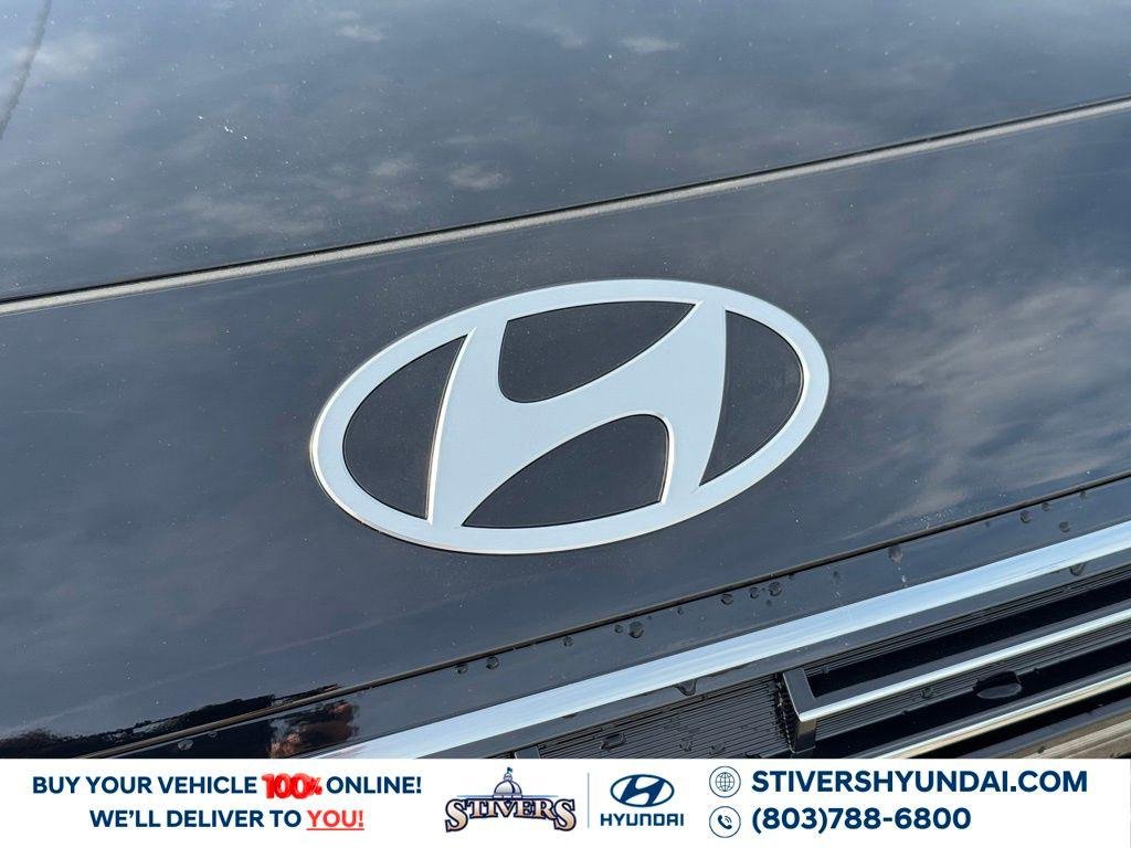 New 2026 Black Hyundai SEL Premium 7P image 10