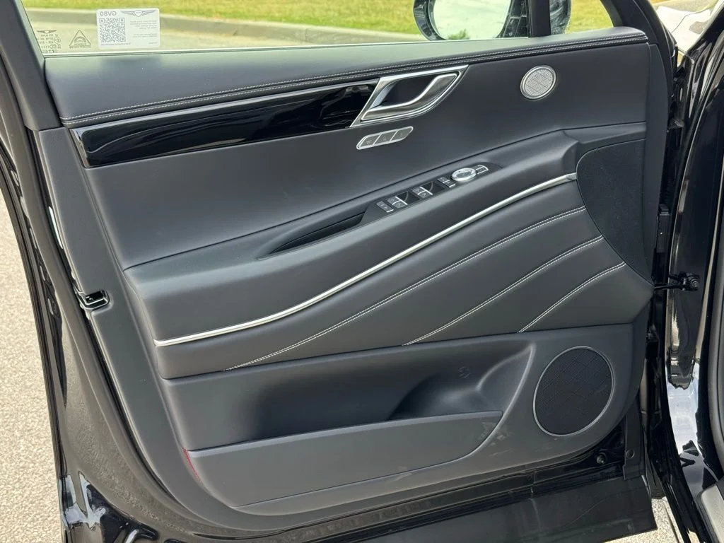 2025 GENESIS GV80 Standard - Photo 23
