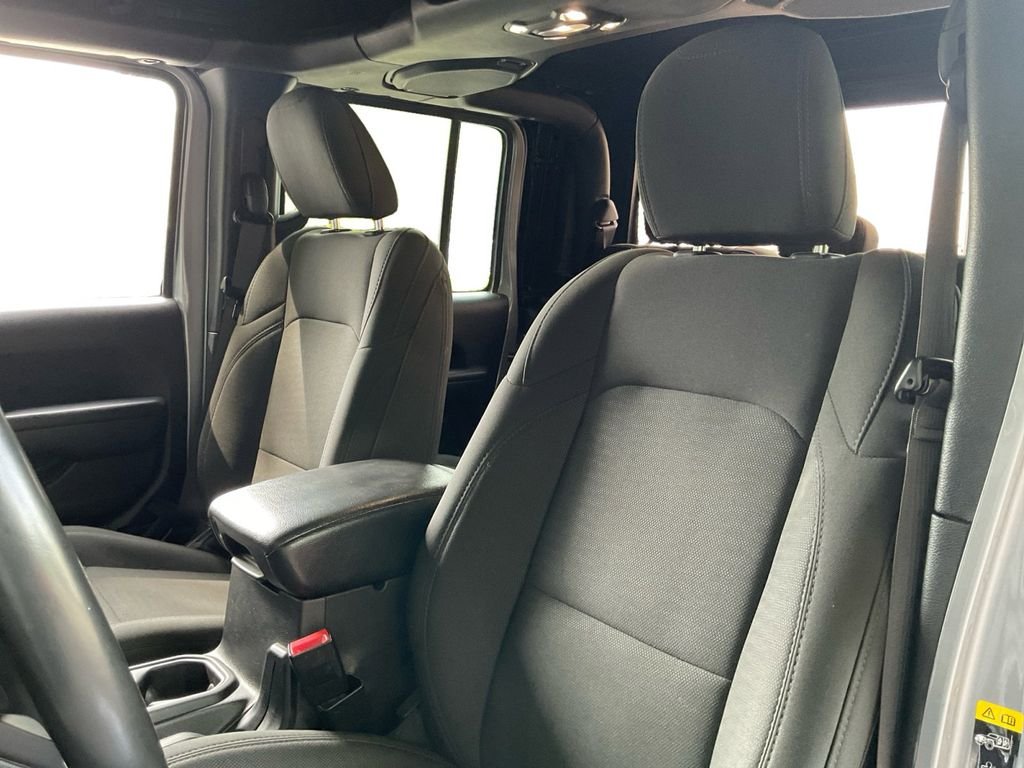 Used 2020 Silver Jeep Sport image 27