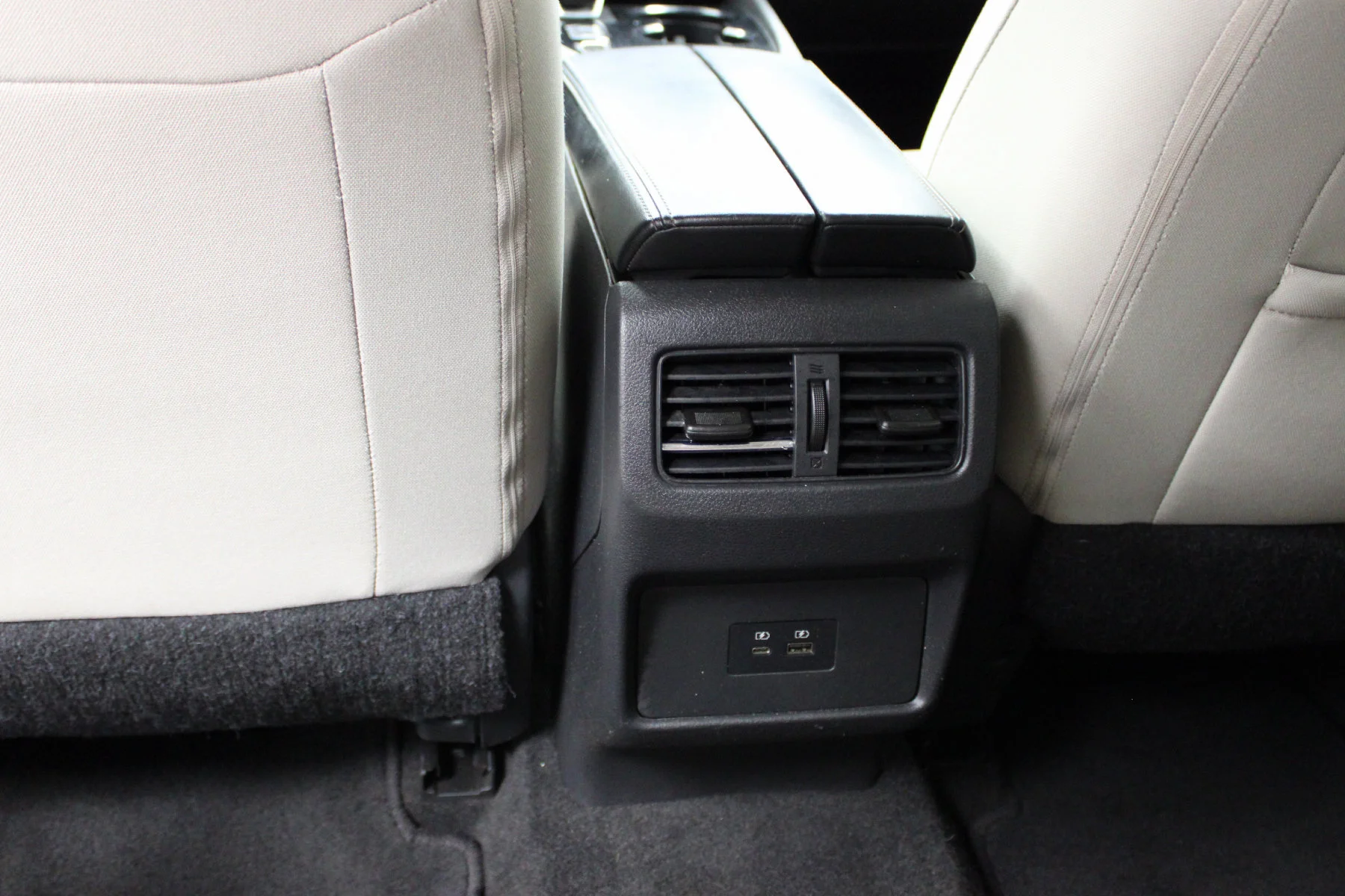 Used 2023 Super Black Nissan FWD SV image 25