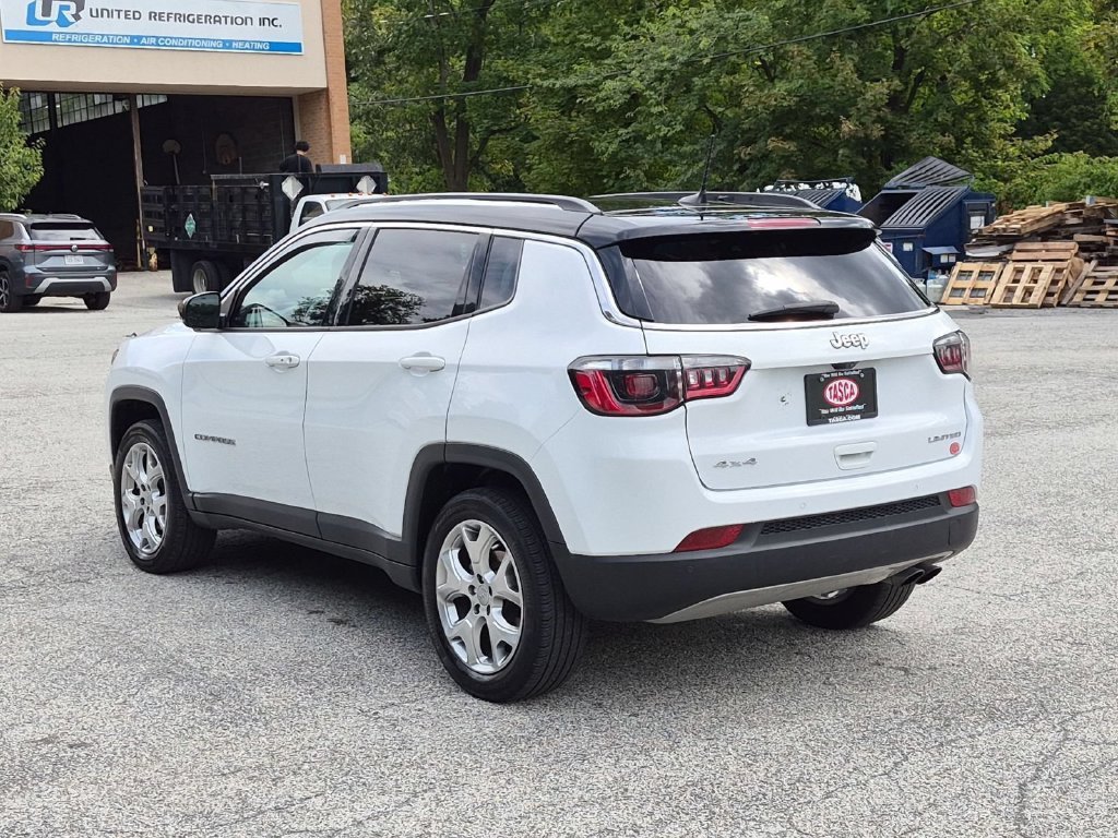 Used 2022 White Jeep Limited image 7