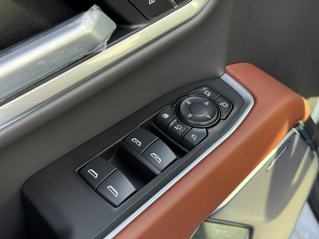 2026 GMC Sierra 2500HD Denali Ultimate - Photo 24