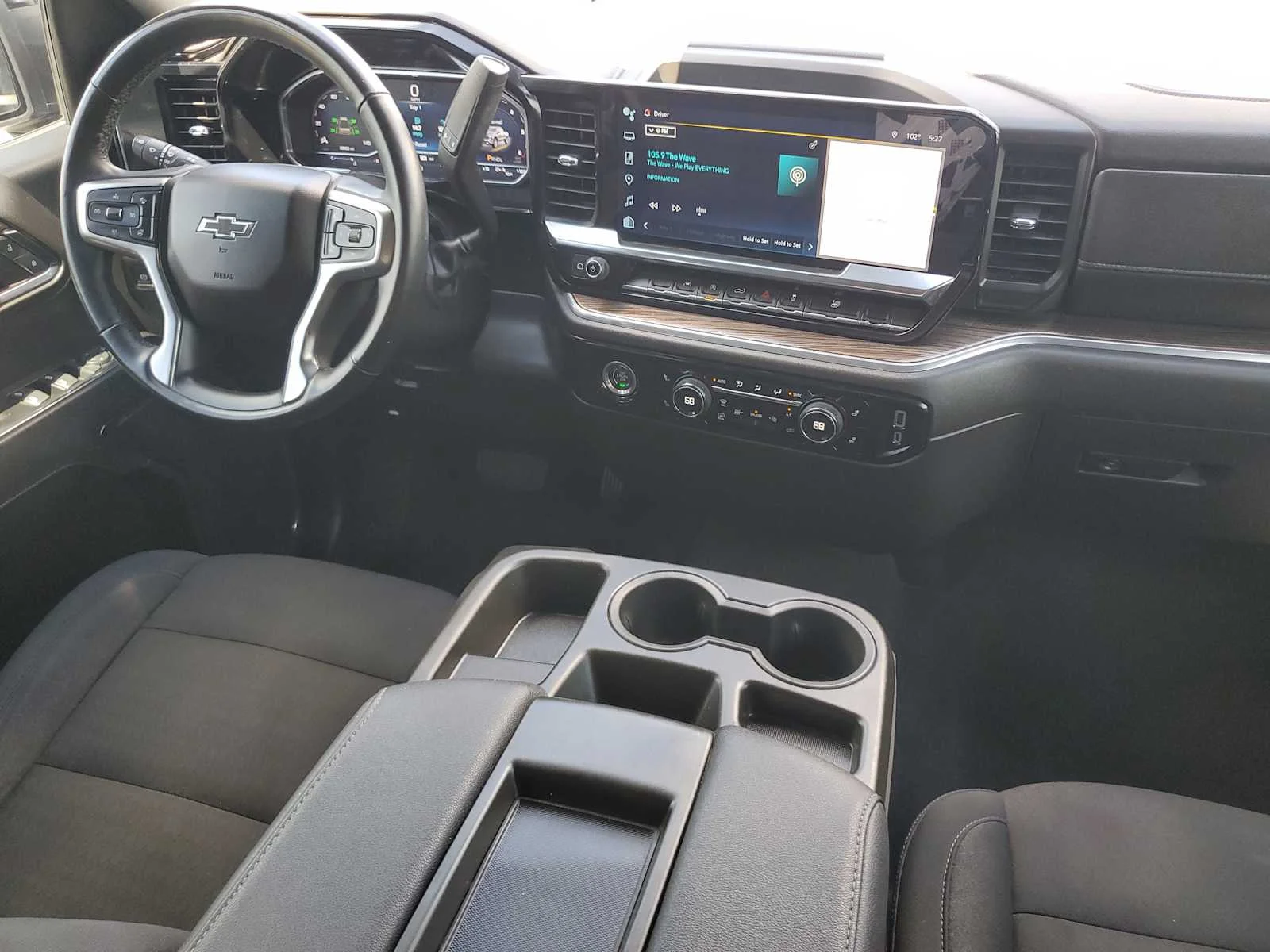 Used 2024 Lakeshore Blue Metallic Chevrolet RST image 18