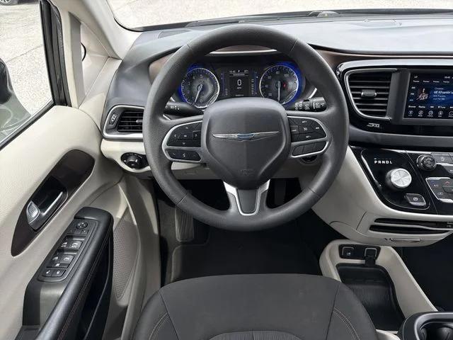Used 2018 Black Chrysler Touring Plus image 16