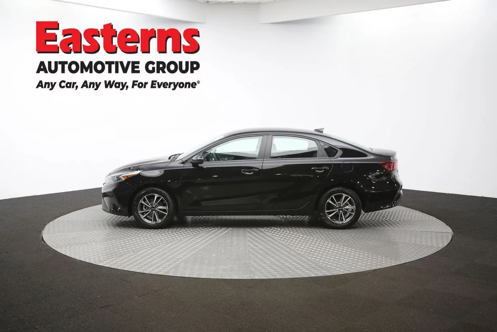 Used 2024 Black Kia LXS image 59