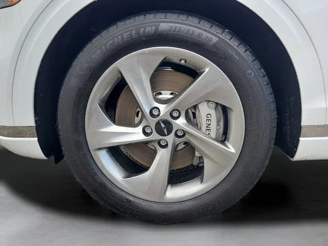 Used 2026 White Genesis 2.5T image 32