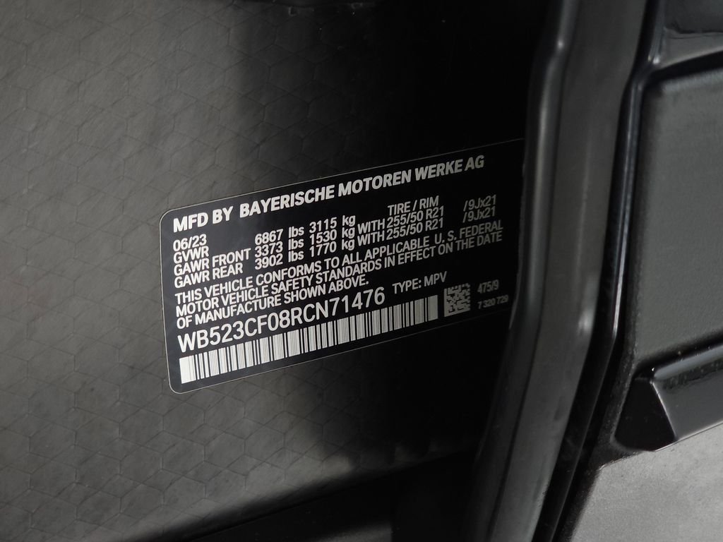 Used 2024 Black Sapphire Metallic BMW xDrive50 image 42