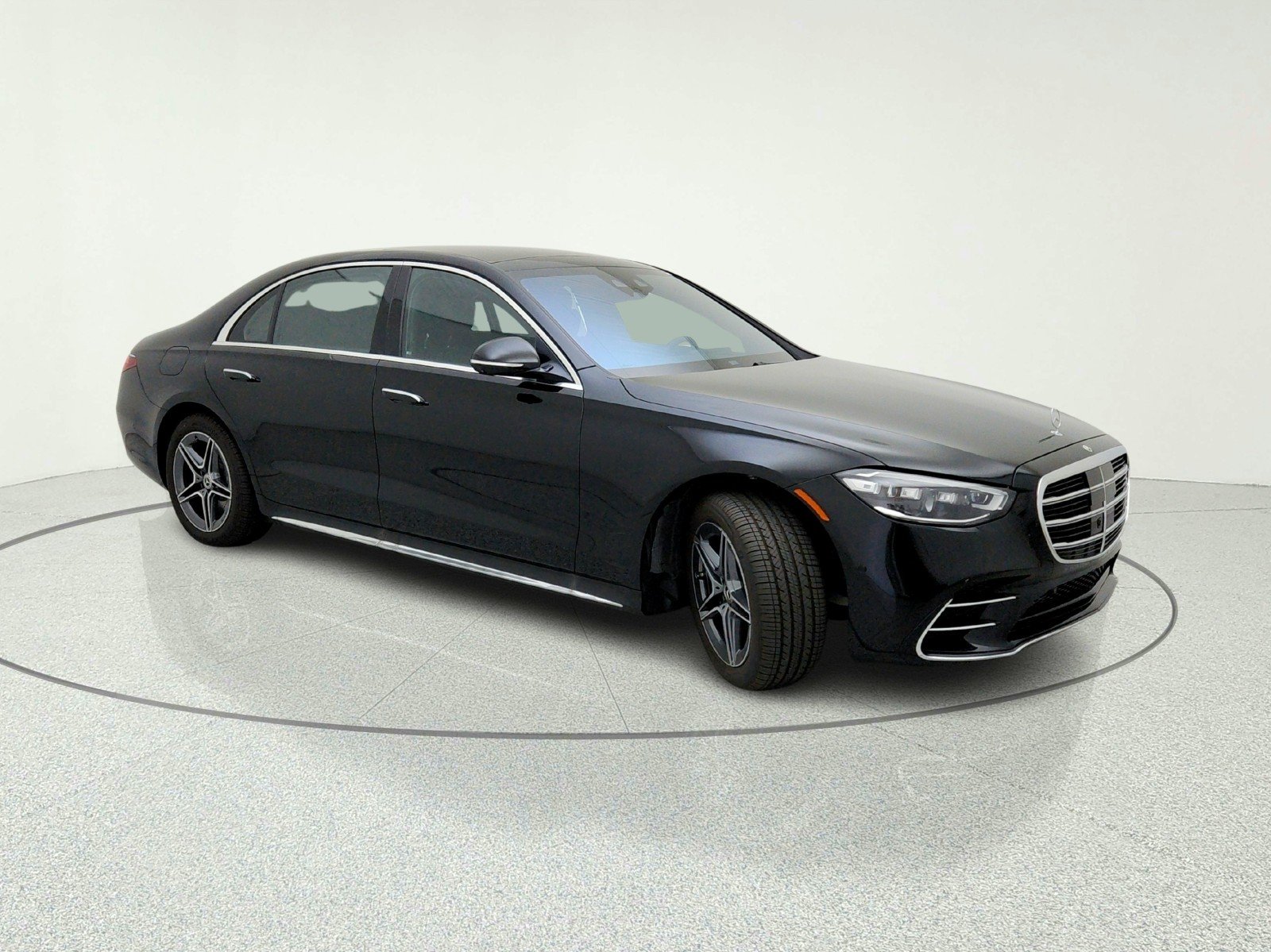 2026 Mercedes-Benz S-Class S 580e - Photo 5