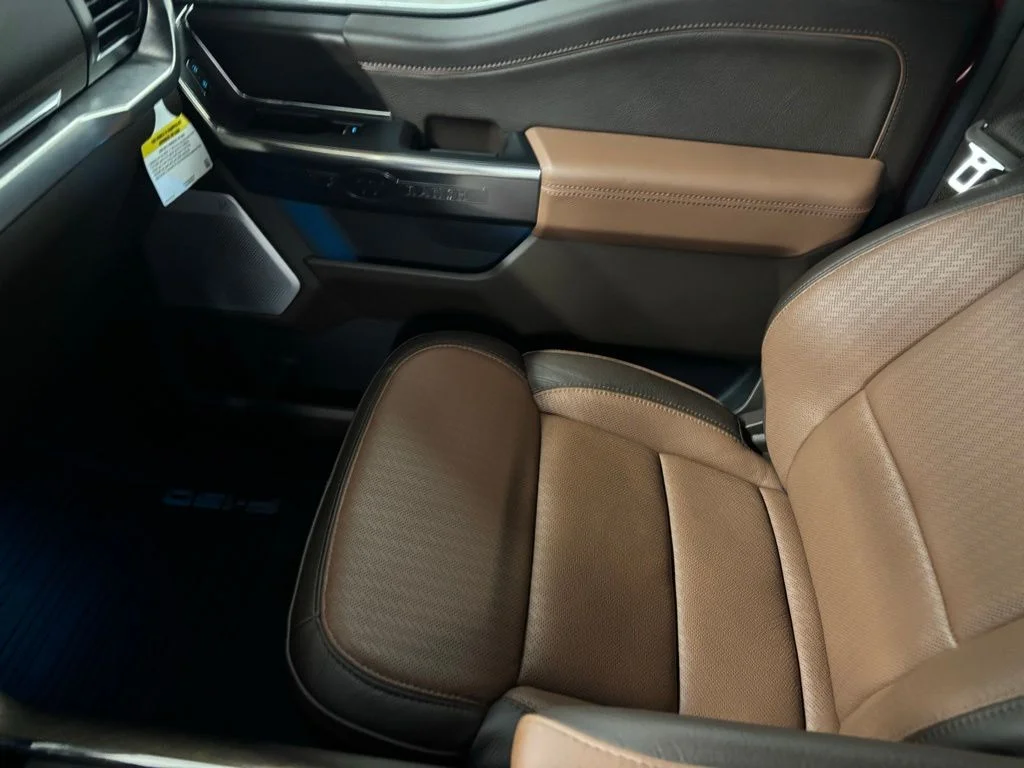 Used 2025 Red Ford King Ranch image 16