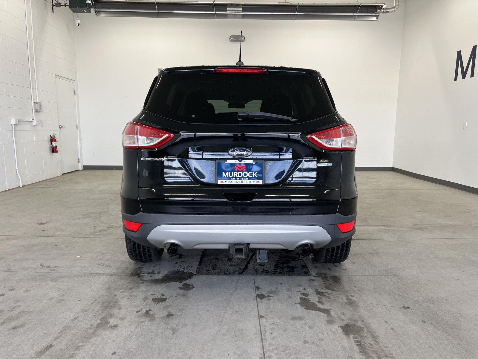 Used 2016 Shadow Black Ford SE image 3