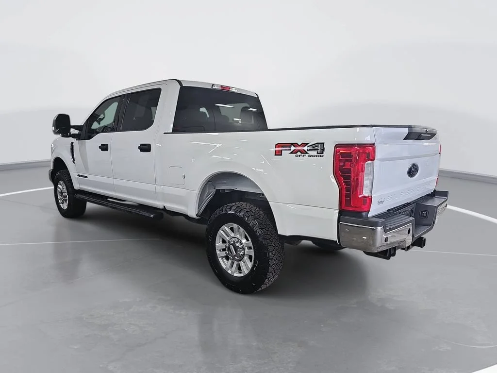 Used 2018 White Ford XLT image 6