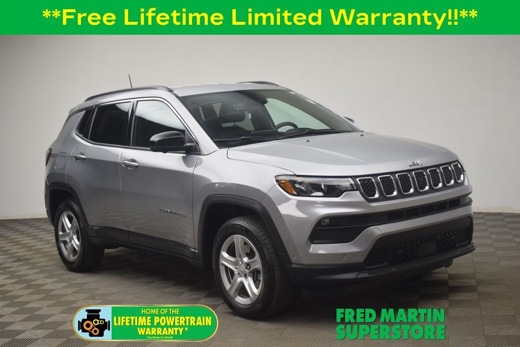 2024 Jeep Compass Latitude 4X4's photo