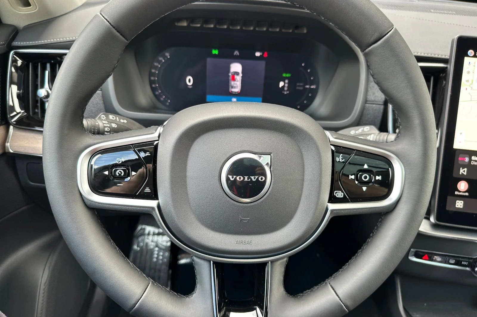 New 2026 Vapour Grey Volvo Plus image 24