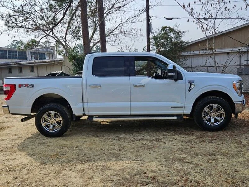 Used 2023 Oxford White Ford LARIAT image 14