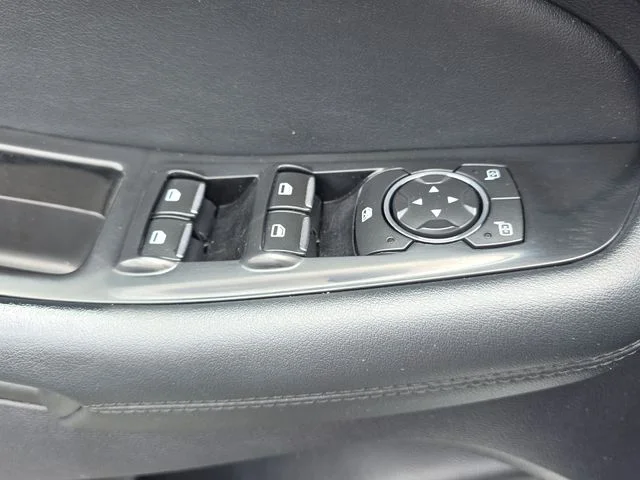 Used 2019 White Ford SEL image 29
