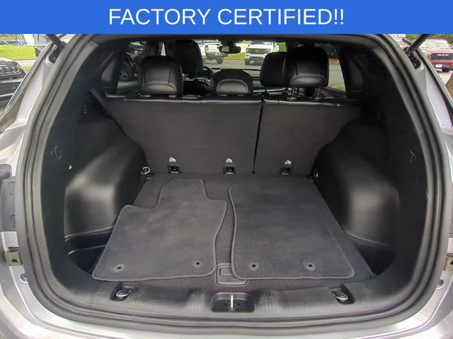 Used 2023 Silver Jeep Limited image 33