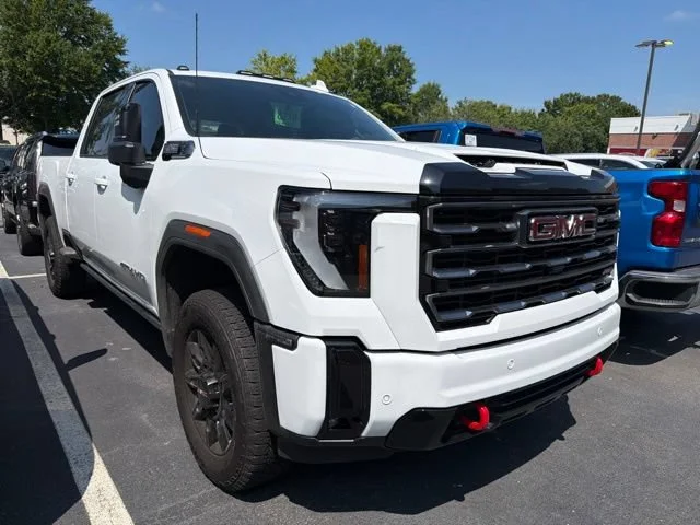 Used 2025 Summit White GMC AT4 image 1