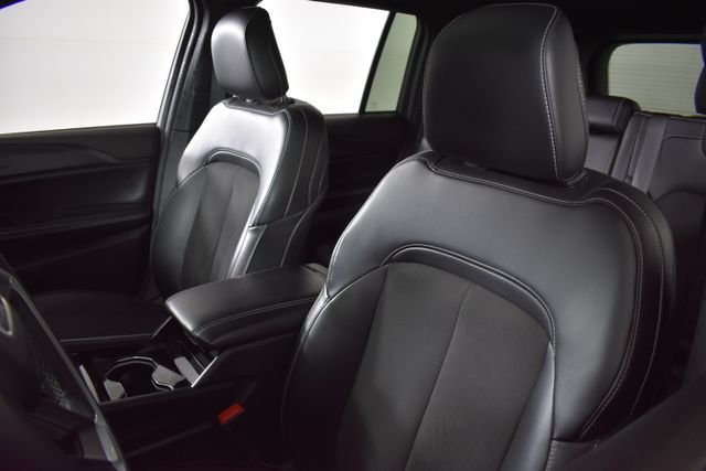 Used 2023 Gray Jeep Altitude X image 14