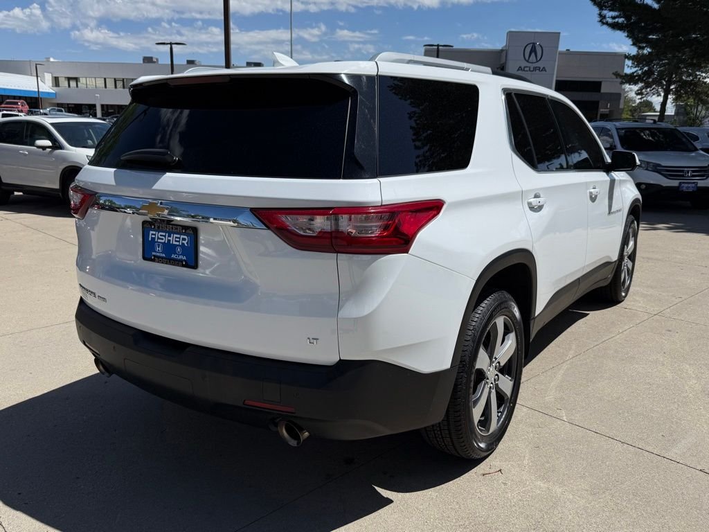 Used 2018 Summit White Chevrolet 3LT image 4