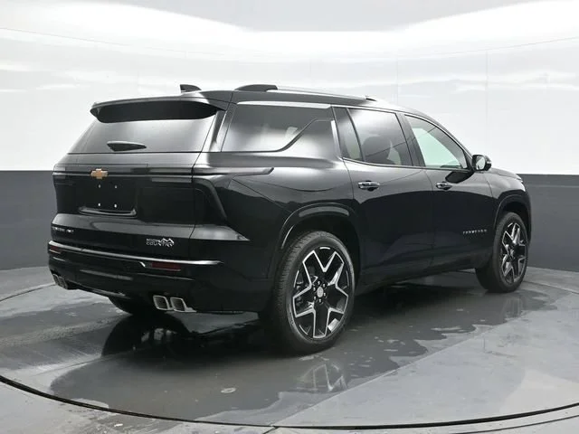 New 2026 Mosaic Black Metallic Chevrolet High Country image 9