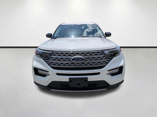 Used 2022 White Ford Limited image 10