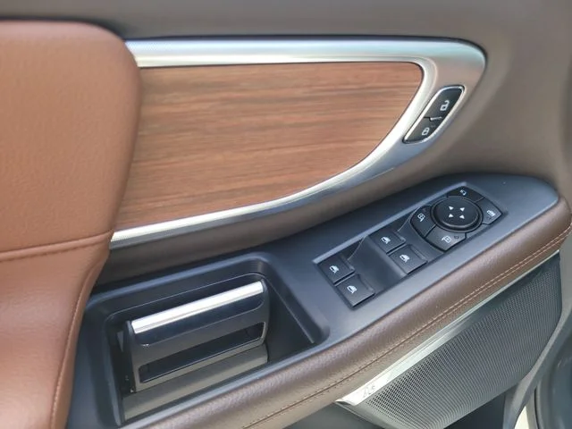 New 2027 White Metallic Ford King Ranch image 21